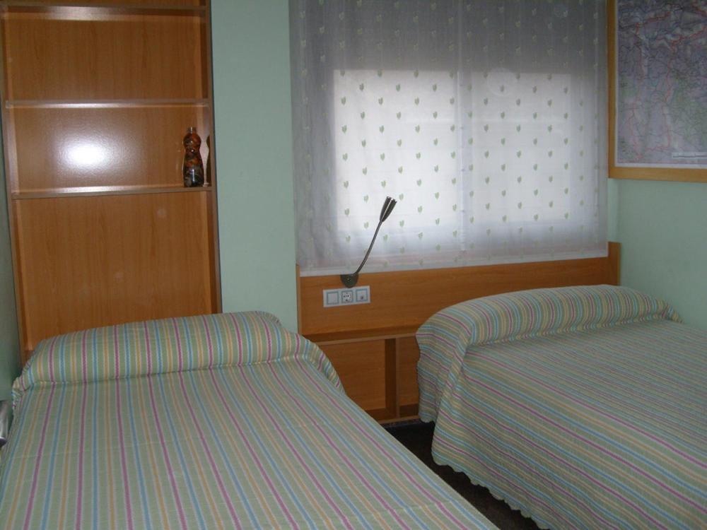 ホテルEstancias Del Ebro サラゴサ 部屋 写真